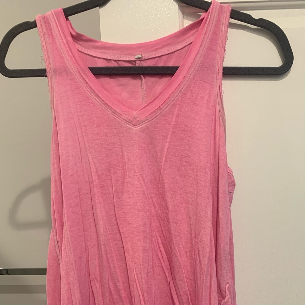 pink tank